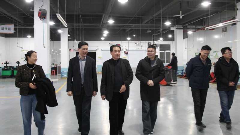 浙江省現(xiàn)代農(nóng)業(yè)促進(jìn)會名譽會長唐冬壽到浙農(nóng)華盛調(diào)研